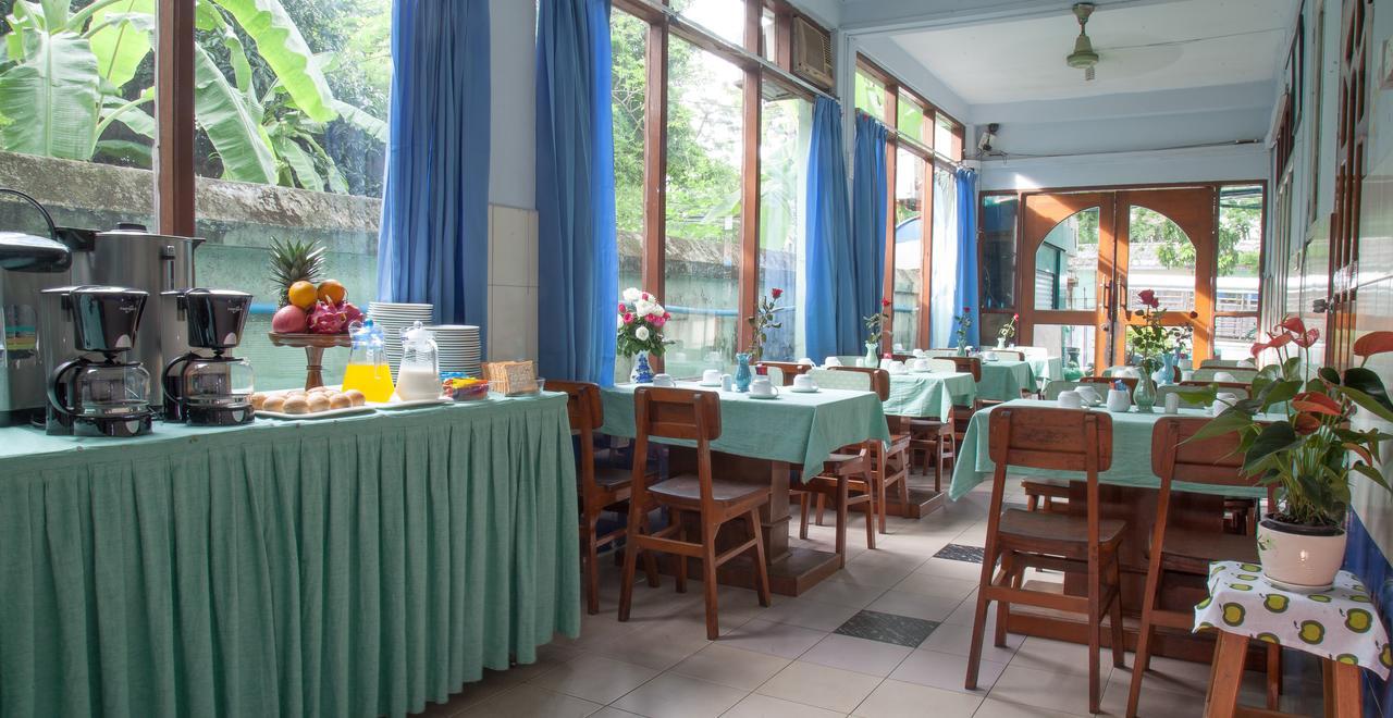 Mother Land Inn 2 Янгон Екстериор снимка
